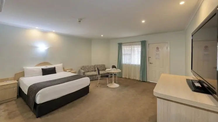Executive Oda, Sigara İçilmez, Sıcak Su Küveti (Executive Spa Suite)