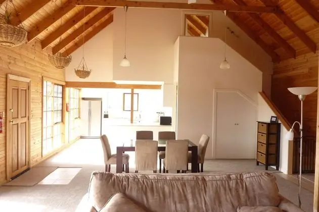 Classic Kır Evi, 2 Yatak Odası, Üzüm Asması Manzaralı