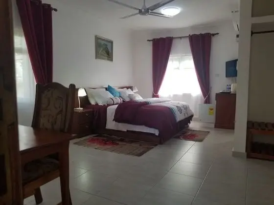 Royal Oda, Balkon, Okyanus Manzaralı