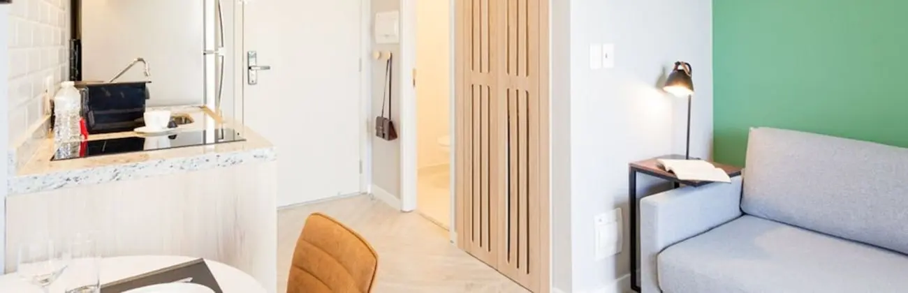 Studio Casal com Sofa cama