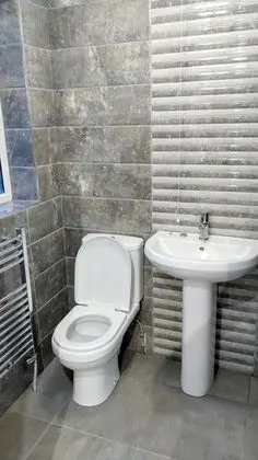 Üç Kişilik Oda