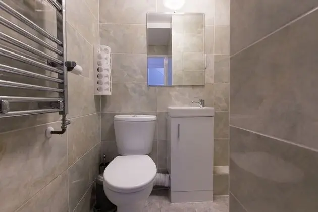 Tek Kişilik Oda, Ortak Banyo