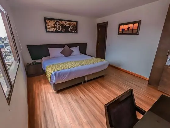 Standard Tek Büyük Yataklı Oda