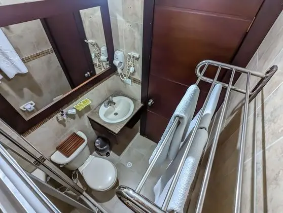 Standard Tek Büyük Yataklı Oda