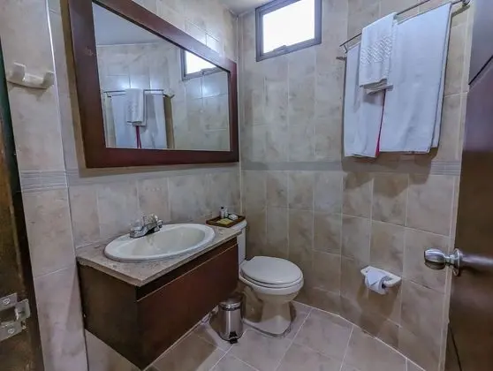 Standard Tek Büyük Yataklı Oda