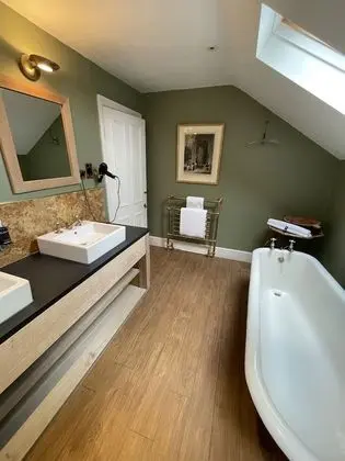 Superior Tek Büyük Yataklı Oda