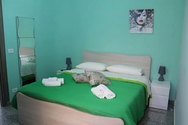 Standard Tek Büyük Yataklı Oda