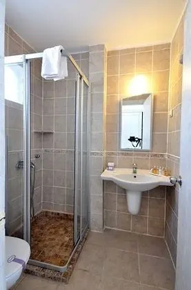 Deniz Manzaralı Standart Oda