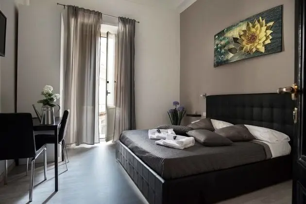 Tek Büyük Yataklı Oda (a)