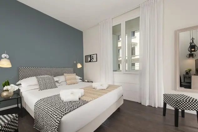 Standard Tek Büyük Yataklı Oda