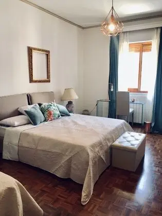 Deluxe Üç Kişilik Oda, Birden Çok Yatak