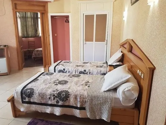 Tek Büyük Yataklı Oda