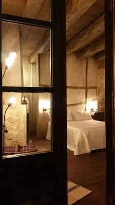 Süit, Vadi Manzaralı, Dağ Yamacı