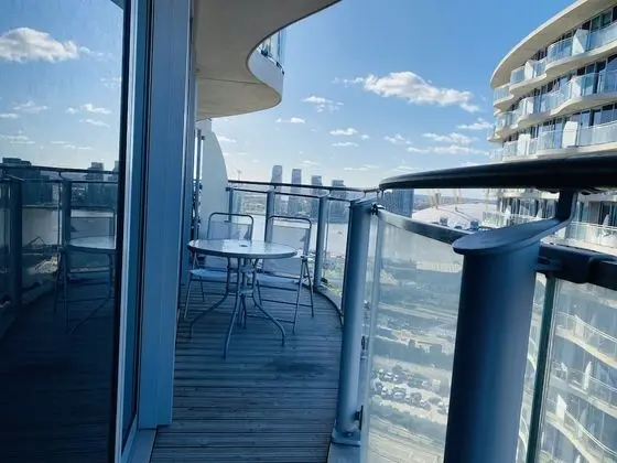 Apart Daire, 1 Büyük (Queen) Boy Yatak