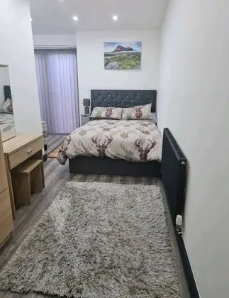 Apart Daire, 1 Büyük (Queen) Boy Yatak