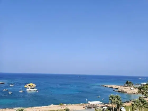 Apart Daire, 1 Büyük (Queen) Boy Yatak ve Çekyat