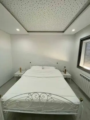 Apart Daire, 1 Büyük (Queen) Boy Yatak ve Çekyat