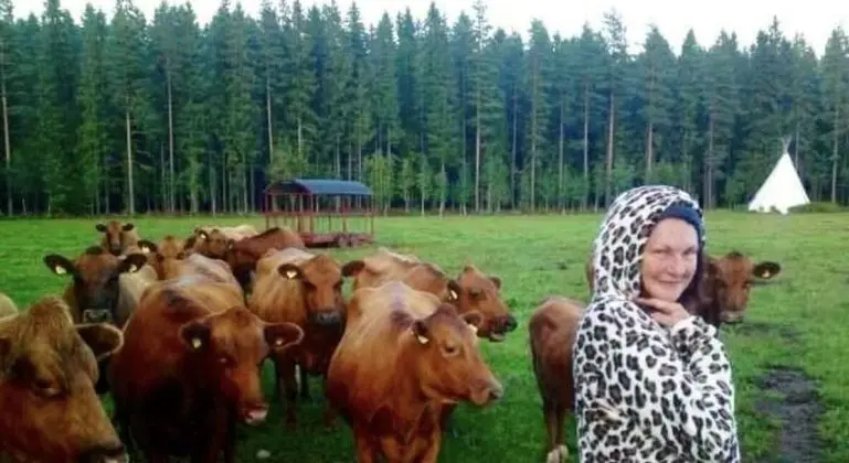Ev, 1 Büyük (Queen) Boy Yatak