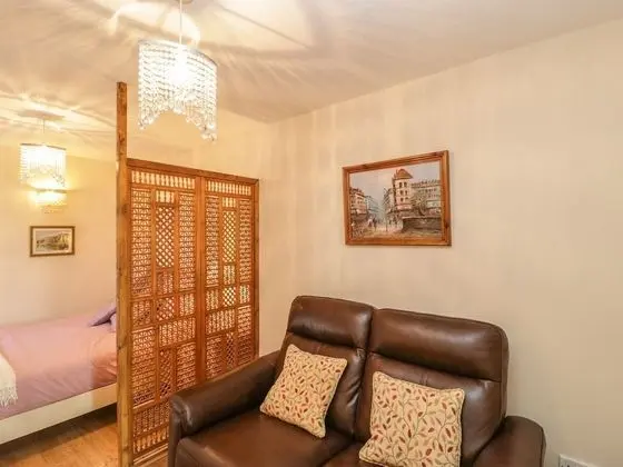 Kır Evi, 1 Büyük (Queen) Boy Yatak