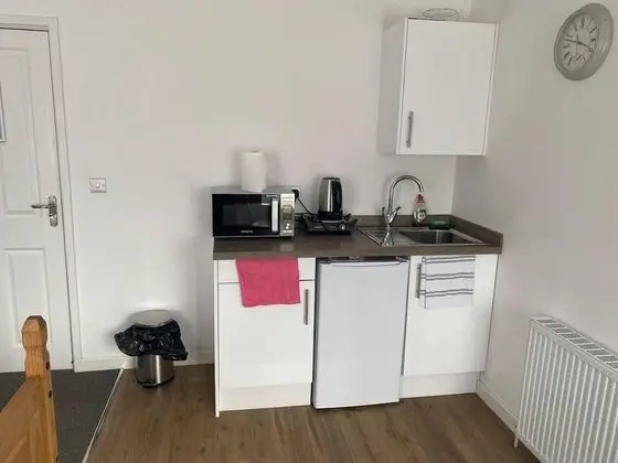 Stüdyo, 1 Büyük (Queen) Boy Yatak