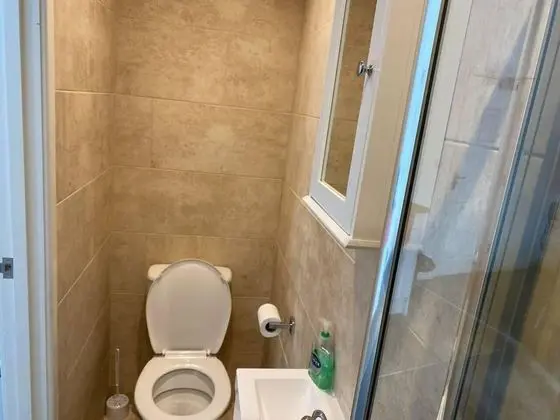 Stüdyo, 1 Büyük (Queen) Boy Yatak