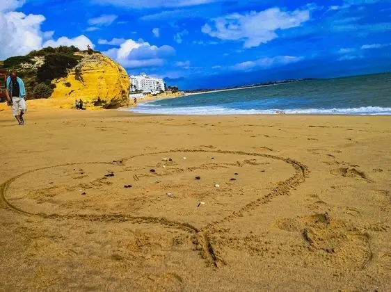 Apart Daire, 2 Büyük (Queen) Boy Yatak