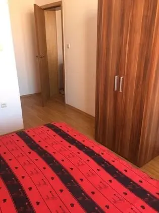 Apart Daire, 2 Büyük (Queen) Boy Yatak