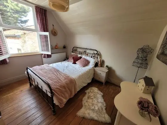 Kır Evi, 2 Büyük (Queen) Boy Yatak
