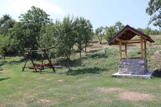 Kır Evi, 2 Büyük (Queen) Boy Yatak