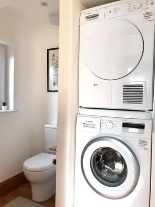 Ev