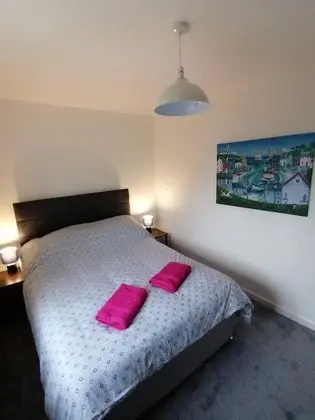 Ev (3 Bedrooms)