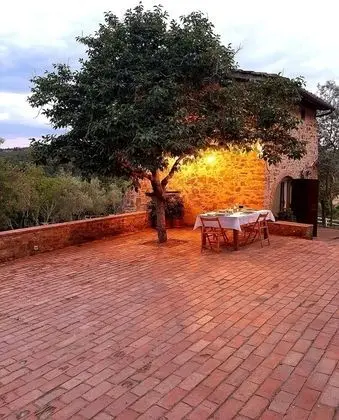Kır Evi, 1 Büyük (Queen) Boy Yatak ve Çekyat