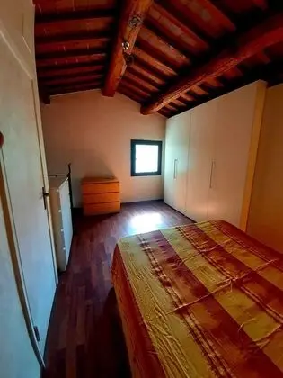 Kır Evi, 1 Büyük (Queen) Boy Yatak ve Çekyat