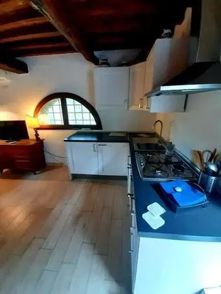 Kır Evi, 1 Büyük (Queen) Boy Yatak ve Çekyat