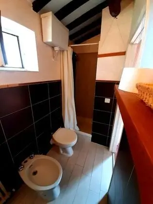 Kır Evi, 1 Büyük (Queen) Boy Yatak ve Çekyat