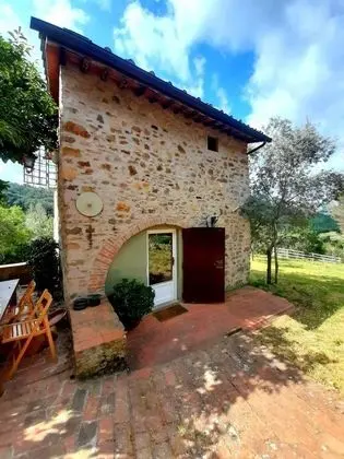 Kır Evi, 1 Büyük (Queen) Boy Yatak ve Çekyat