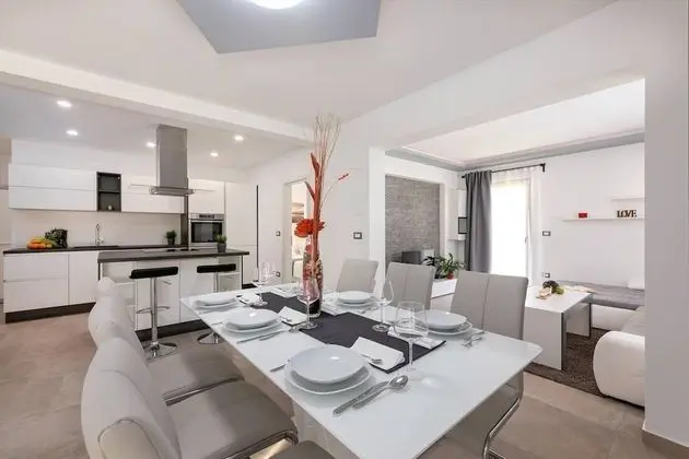 Villa, Birden Çok Yatak