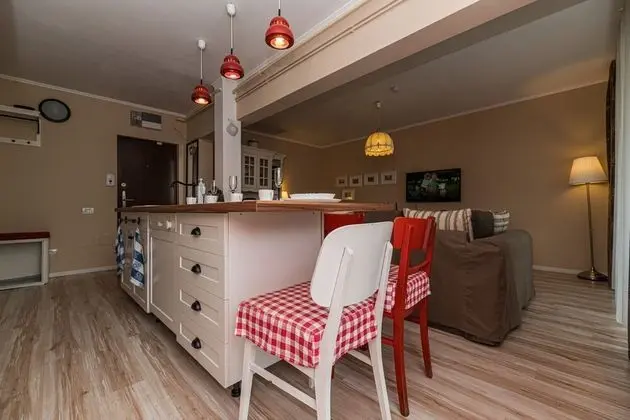 Apart Daire, 1 En Büyük (King) Boy Yatak ve Çekyat