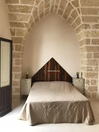 Ev, 1 Büyük (Queen) Boy Yatak