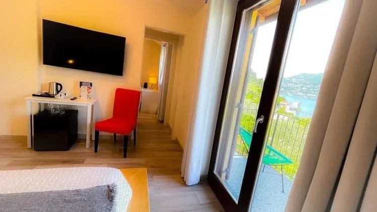 Süit, Göl Manzaralı