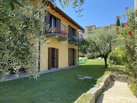 Superior Tek Büyük veya İki Ayrı Yataklı Oda, Göl Manzaralı