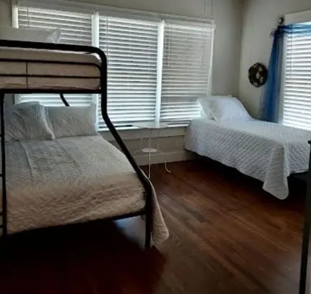 Ev (2 Bedrooms)