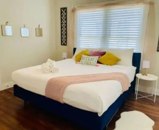 Ev (2 Bedrooms)