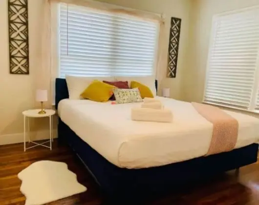 Ev (2 Bedrooms)