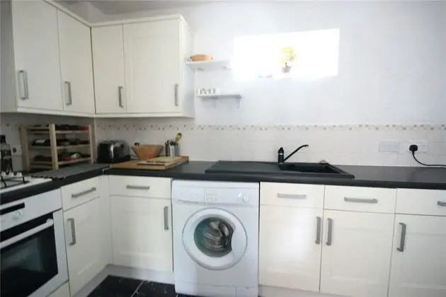 Ev (1 Bedroom)