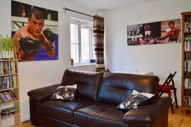 Ev (1 Bedroom)