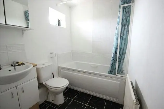 Ev (1 Bedroom)
