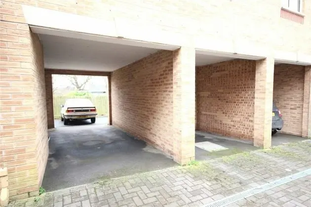 Ev (1 Bedroom)