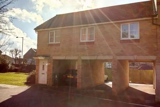 Ev (1 Bedroom)