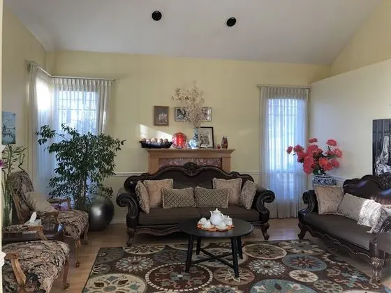 Queen Room 1 with Shared Bathroom